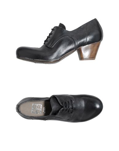 ZOOM MOMA - Lace-up shoes