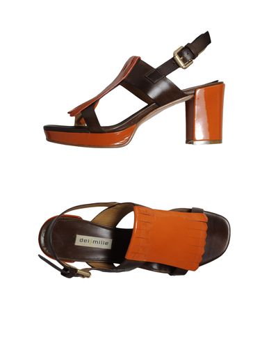 ZOOM DEI MILLE - Sandals