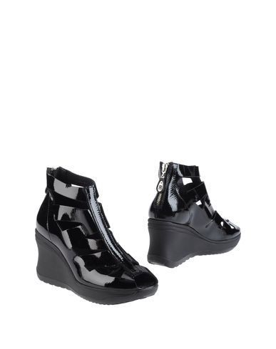 ZOOM RUCO LINE - Ankle boots