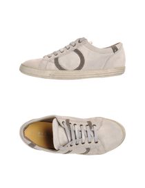 PLAYHAT - Low-tops