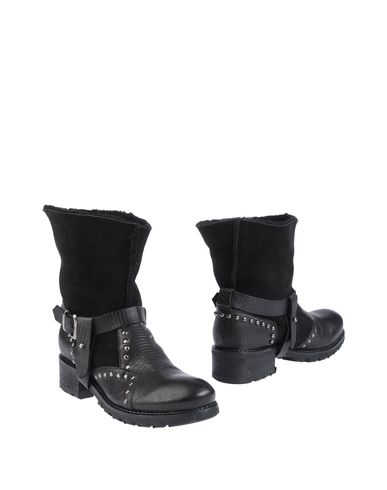 ZOOM MARE - Ankle boots