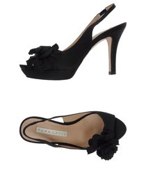 PURA LÓPEZ - Closed-toe slip-ons