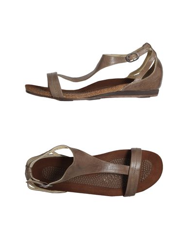 ZOOM COLLECTION PRIVĒE? - Sandals