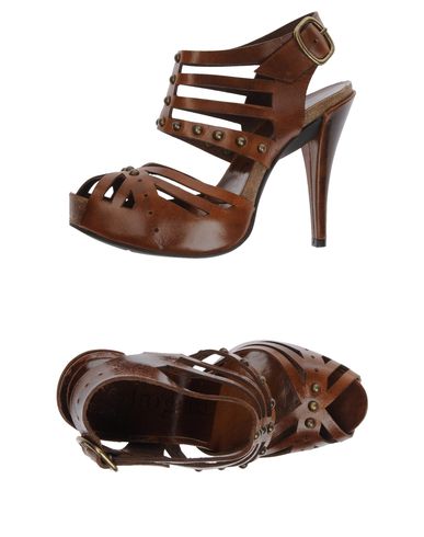 ZOOM PEDRO GARCÍA - Platform sandals