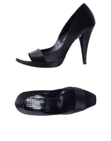 ZOOM PEDRO GARCÍA - Pumps with open toe