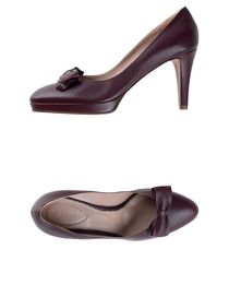 CHLOÉ - Closed-toe slip-ons