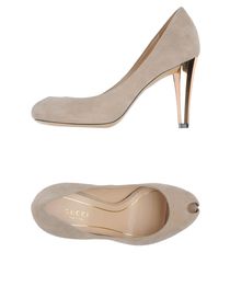 GUCCI Closed-toe slip-ons