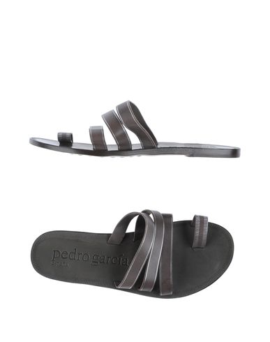 ZOOM PEDRO GARCÍA - Flip flops