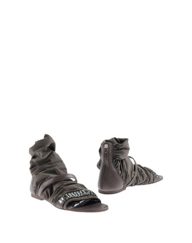 ZOOM VIC MATIE' - Ankle boots