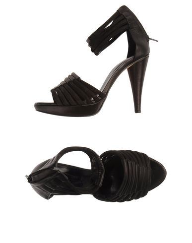 ZOOM OPENING CEREMONY - Platform sandals