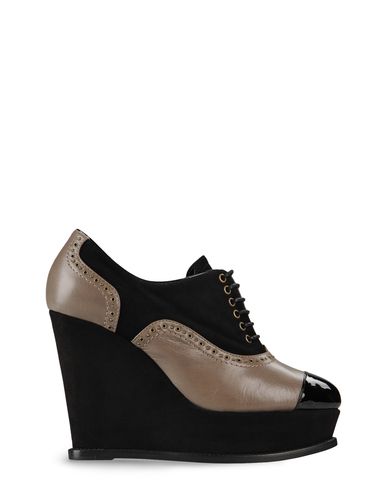 Moschino, Laced shoes