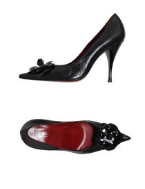 STELE - Closed-toe slip-ons
