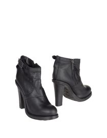 BIKKEMBERGS - Ankle boots