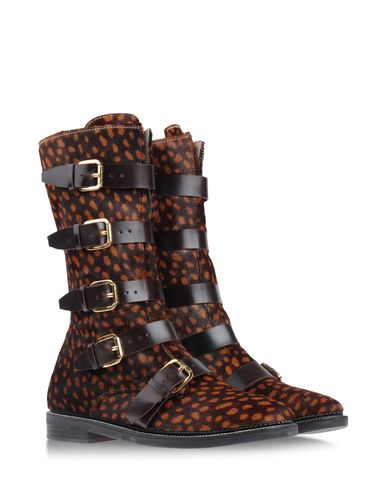 ZOOM B-STORE - Boots