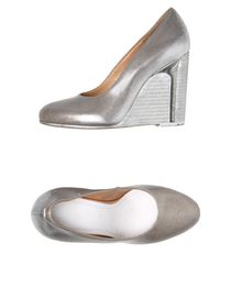MAISON MARTIN MARGIELA 22 - Closed-toe slip-ons