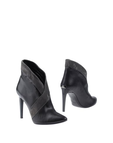ZOOM ARMANI COLLEZIONI - Ankle boots