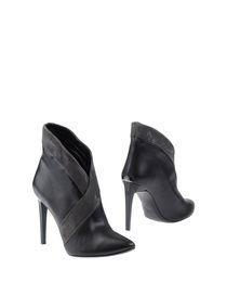 ARMANI COLLEZIONI - Ankle boots