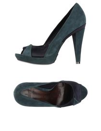 SCHUTZ - Closed-toe slip-ons
