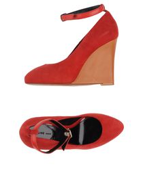 CÉLINE - Closed-toe slip-ons