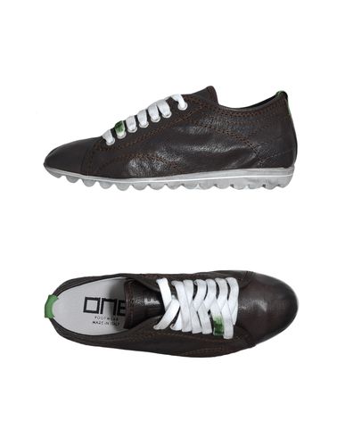ZOOM ONE FOOTWEAR - Low-tops