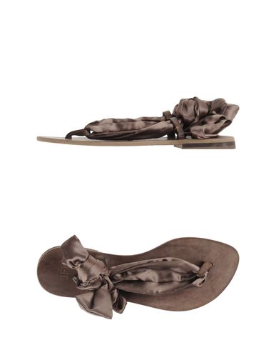 ZOOM JFK - Flip flops