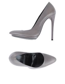 BALENCIAGA - Closed-toe slip-ons 