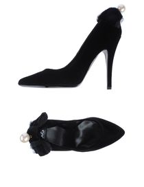 D&G - Closed-toe slip-ons