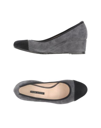 ZOOM DANIELE ANCARANI - Wedge