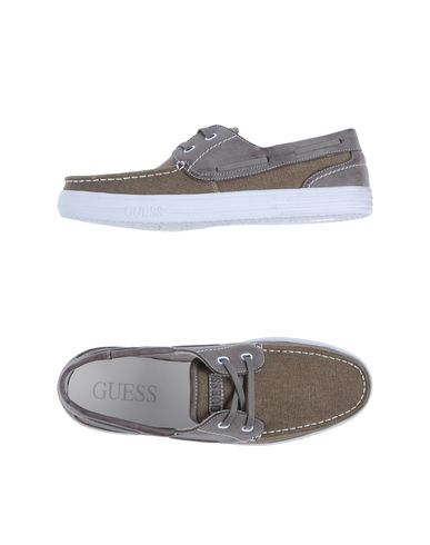 ZOOM GUESS - Moccasins