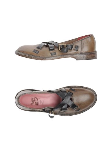 ZOOM MOMA - Moccasins