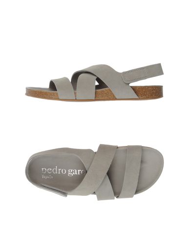 ZOOM PEDRO GARCÍA - Sandals