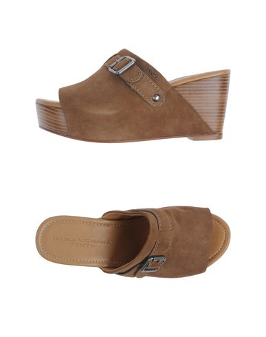 ZOOM MAKI UEHARA TOKYO - Flip flops & clog sandals