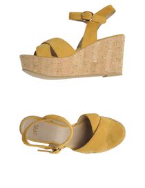 JFK - Sandals