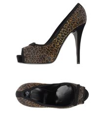 D&G - Closed-toe slip-ons