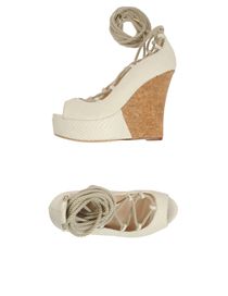 PINKO - Closed-toe slip-ons