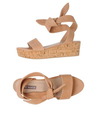 ZOOM A TROIS - Wedge