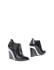 COSTUME NATIONAL - Ankle boots