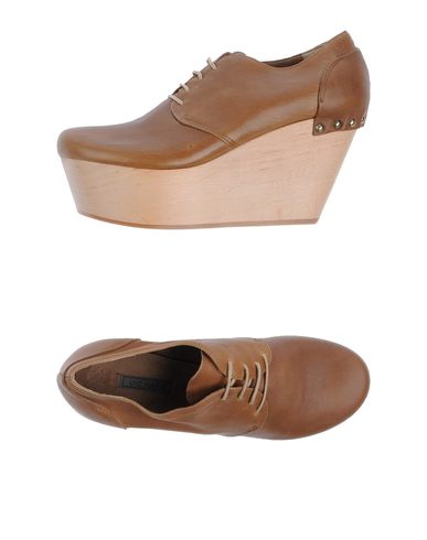 ZOOM VIC MATIE' - Wedge