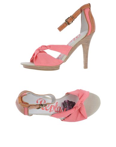 ZOOM REPLAY - Sandals