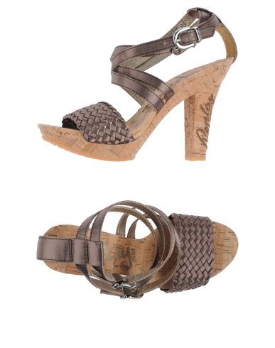 ZOOM REPLAY - Sandals