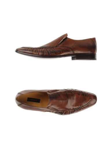 ZOOM DÉBUT - Moccasins