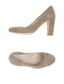 JFK - Closed-toe slip-ons