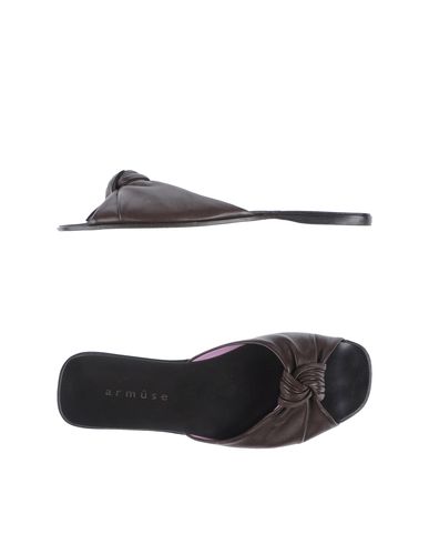 ZOOM ARMUSE - Flip flops & clog sandals