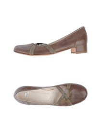 JFK - Closed-toe slip-ons