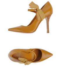 TORY BURCH - Closed-toe slip-ons