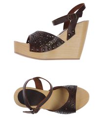 LOCAL APPAREL - Sandals