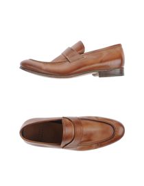 N.D.C. MADE BY HAND - Moccasins
