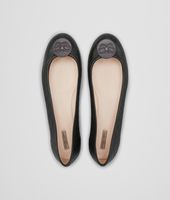 Bottega Veneta® Nero Intrecciomirage Ballerina Bottega Veneta® Nero Intrecciomirage Ballerina
