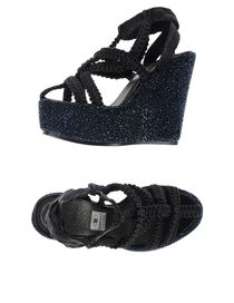 SIMONA VANTH - Sandals