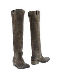 STRATEGIA - Boots